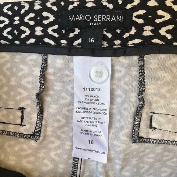 Mario Serrani Italy Women’s Fancy Shorts size 16, Patern Black White - Picture 7 of 10